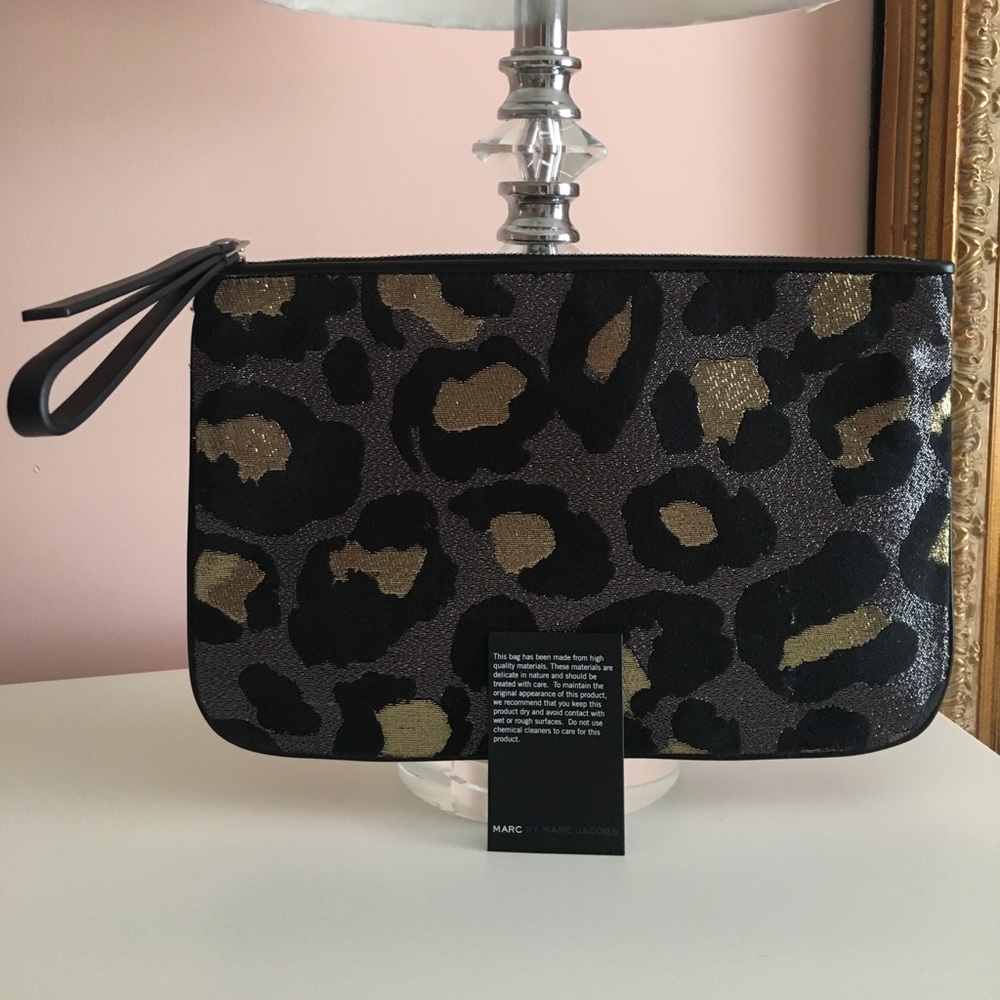 NEW never worn MARC by MARC JACOBS clutch