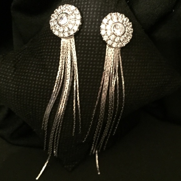 White Gold Earrings - Picture 1 of 3