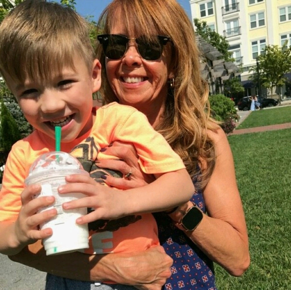 Meet your Posher, Paula