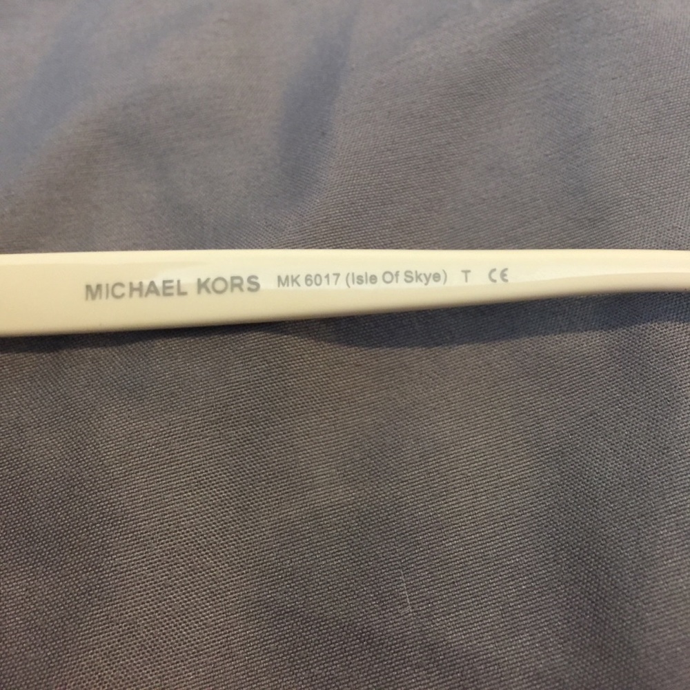 Michael kors sunglasses - Picture 3 of 5