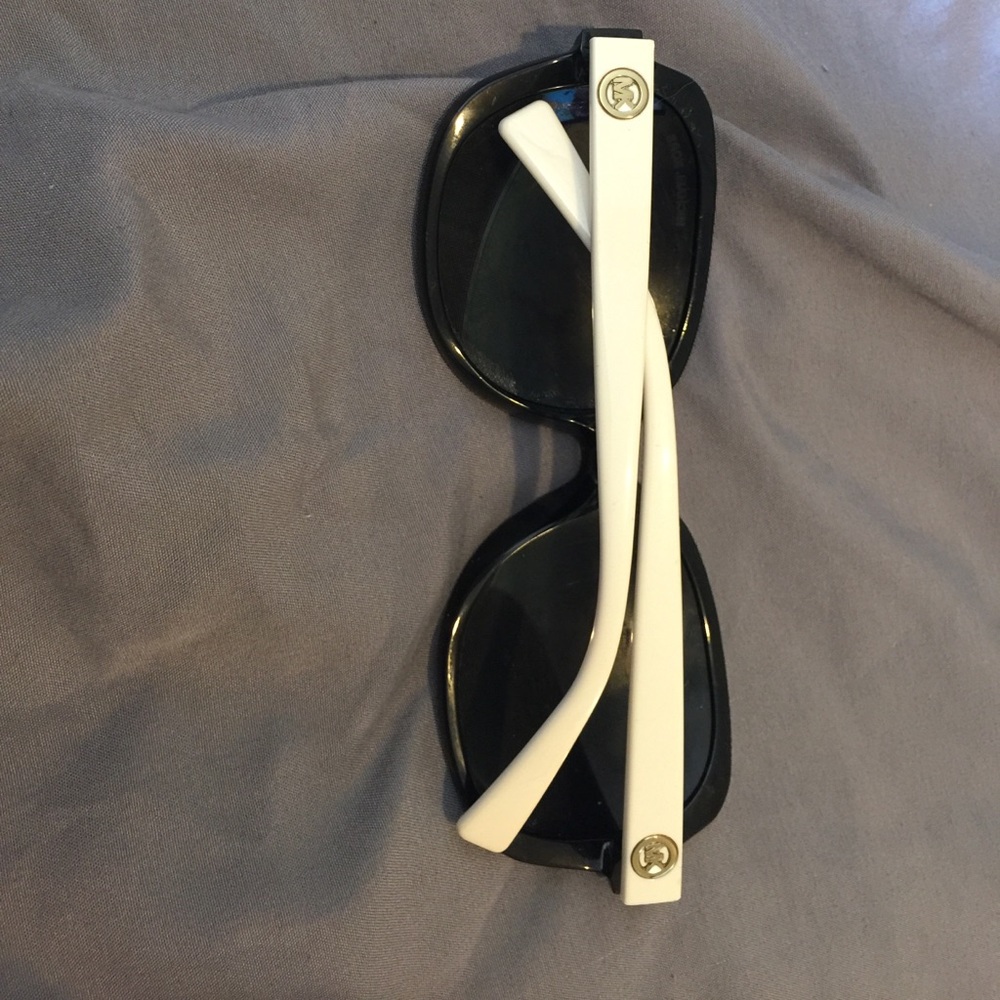 Michael kors sunglasses - Picture 5 of 5