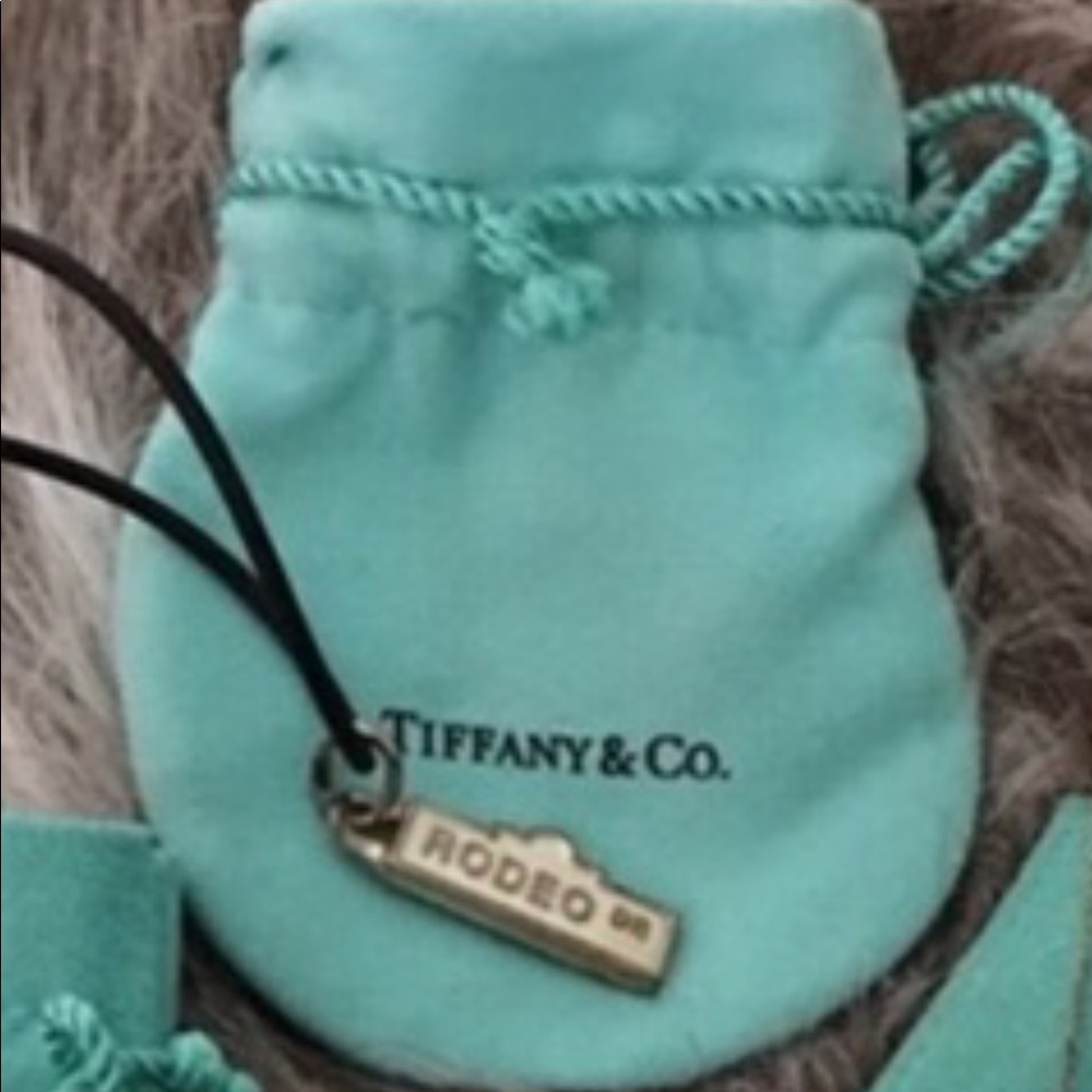 T & Co Rodeo Drive charm necklace