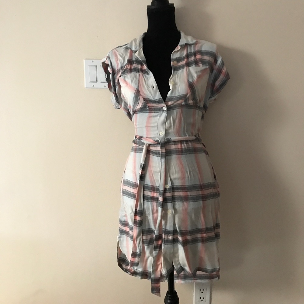 Pink/grey/white knee length flannel dress size XS.