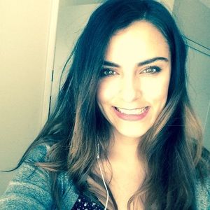 Meet your Posher, Jasmin