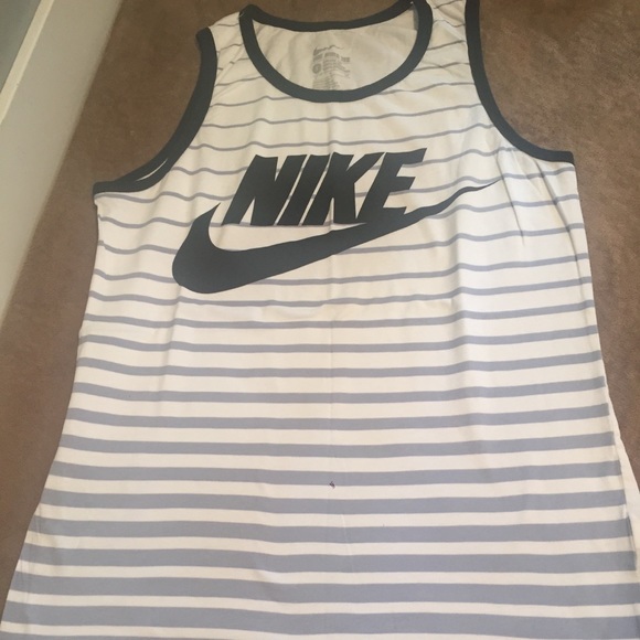 Nike Bundle! - Picture 4 of 4