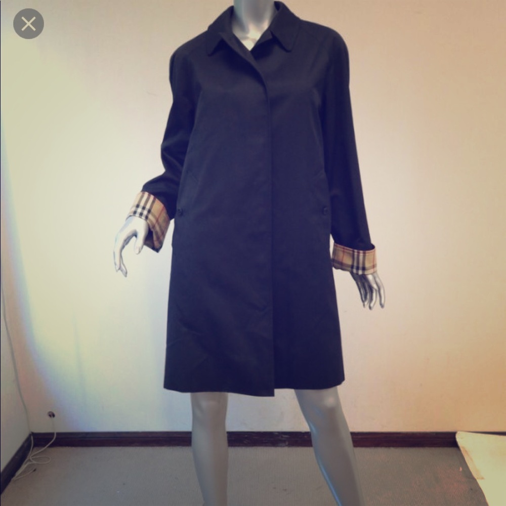 Burberry Bodmin Hidden Placket Trench Coat