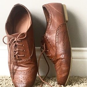 Brown lace up flats