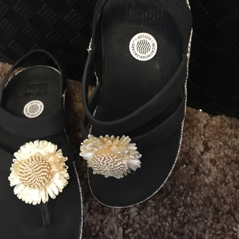 Sandal
