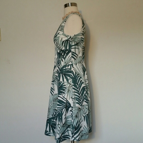 H&M Palm Tree Dress - Picture 4 of 6
