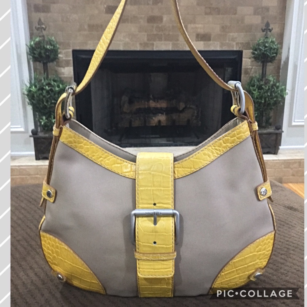 Authentic Michael Kors Shoulder Bag