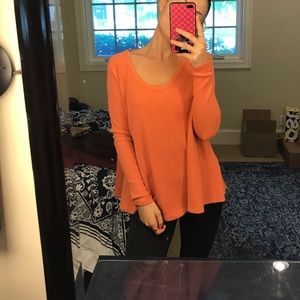 FREE PEOPLE SWEATER SIZE MEDIUM FREE PEOPLE SWEATER SIZE MEDIUM