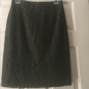 ANN TAYLOR LACE SKIRT