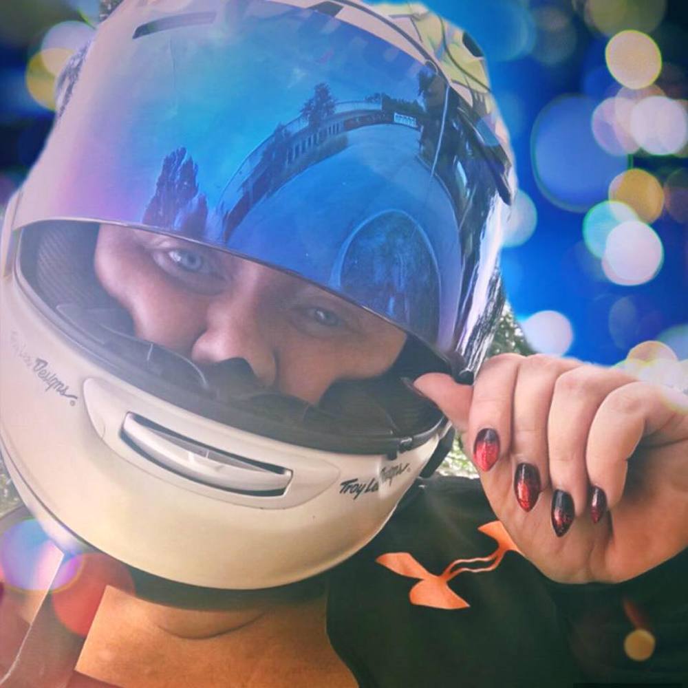 Meet your Posher, Lacei