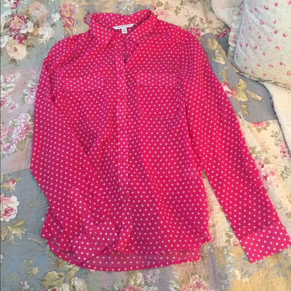 AEO pink polka dot button up shirt