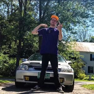 Meet your Posher, Adam