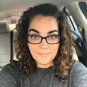 Meet your Posher, Debra