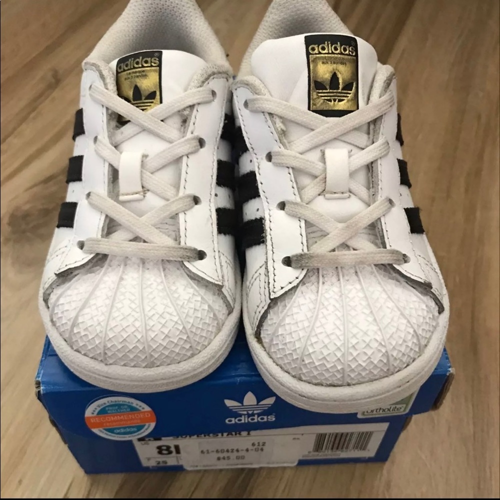 🚫SOLD Toddler Adidas Superstar Size 8K