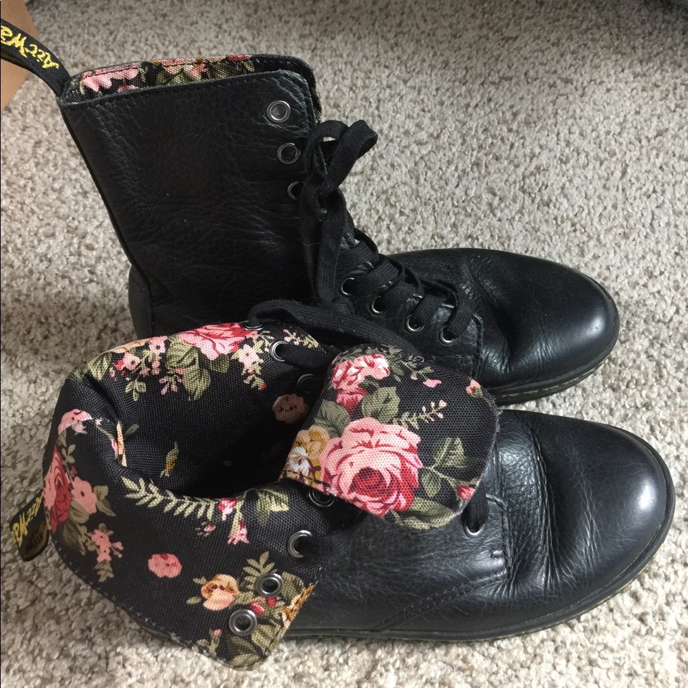 Leather combat boots