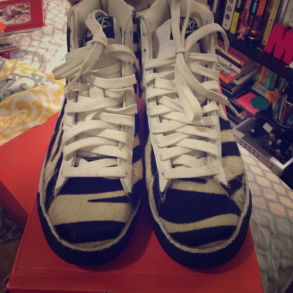 Nike zebra blazer