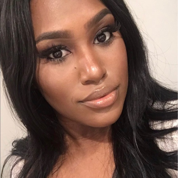 Meet your Posher, Ronnae - Picture 1 of 1