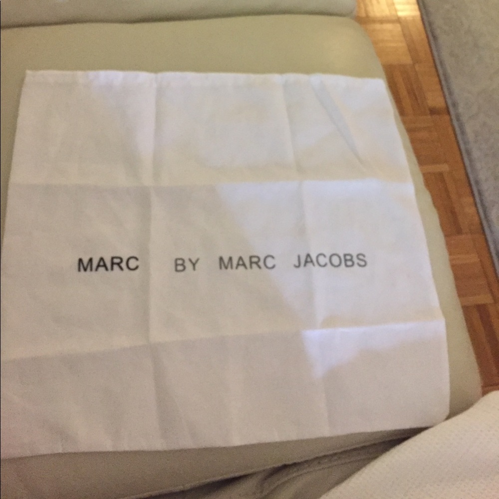 Dust bag