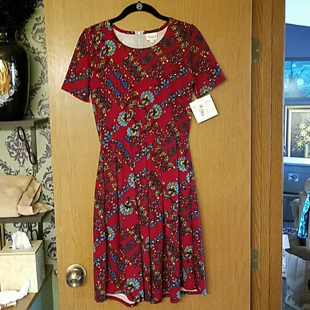 Lularoe Amelia Small