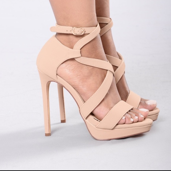 Nude Heels - Picture 1 of 4