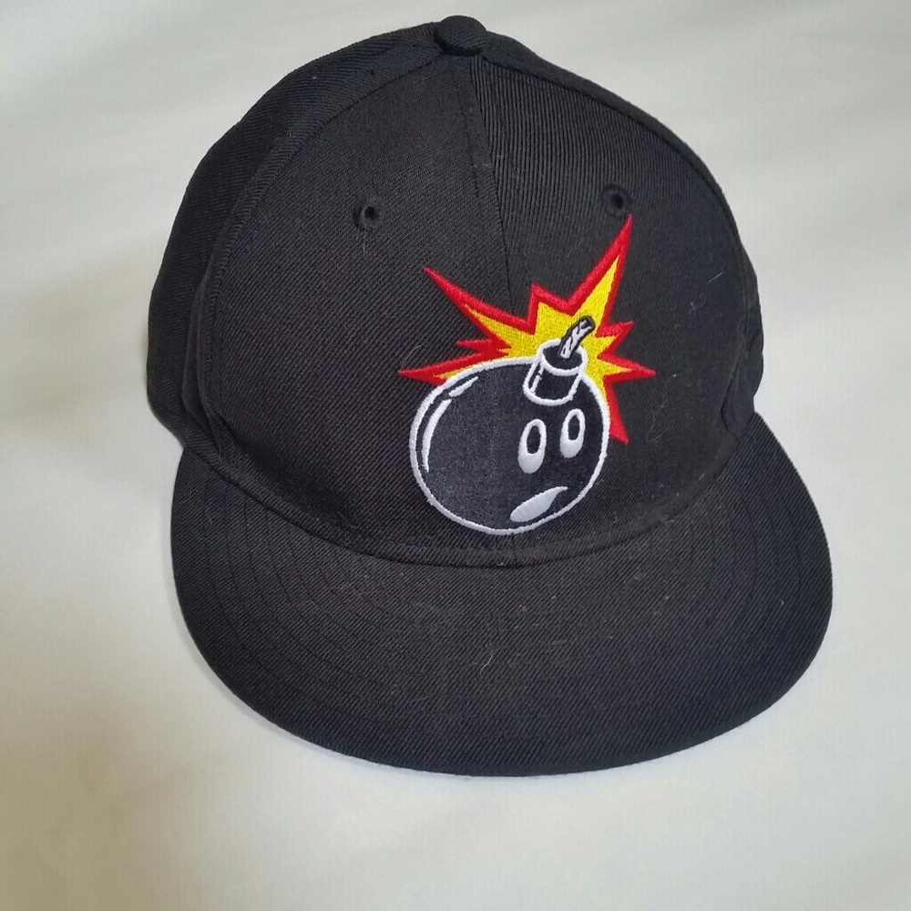 *PRICE DROP* THE HUNDREDS x NEW ERA CAP |