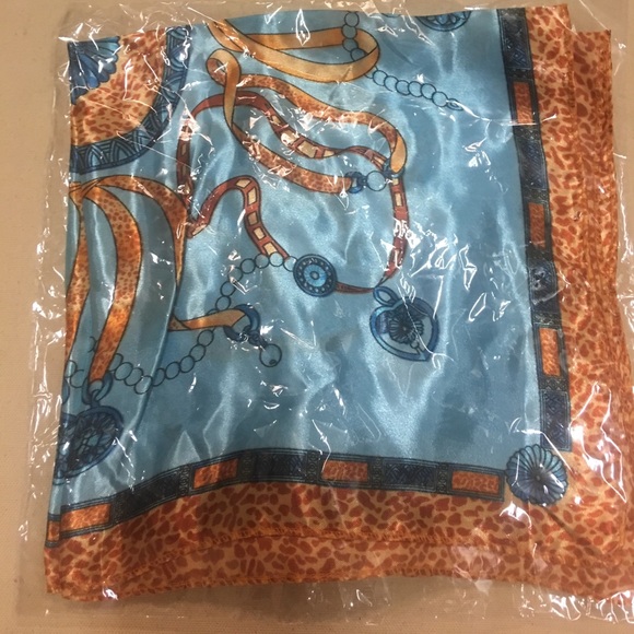 Purse scarf, new - Picture 1 of 2