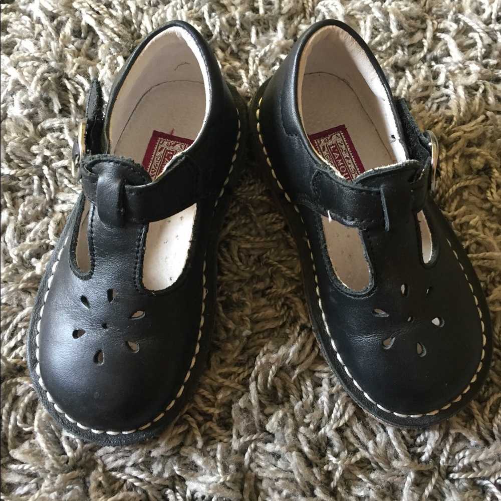 Girls Mary Jane shoes