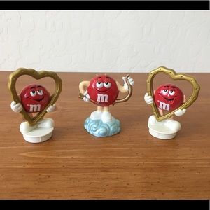 M&M Valentine Figurine