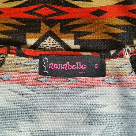 Tribal dress with mesh sleeves - Picture 7 of 7