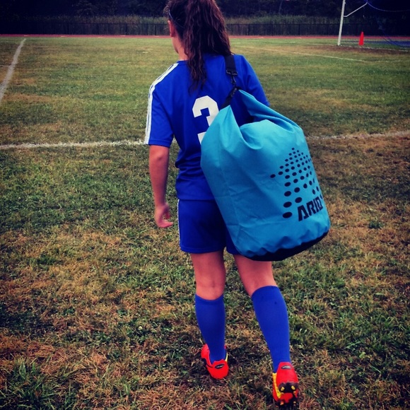 💦 Waterproof Sports Bag 💦 - Picture 3 of 3