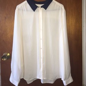 LOFT Dress shirt. 100% polyester. Very breathable