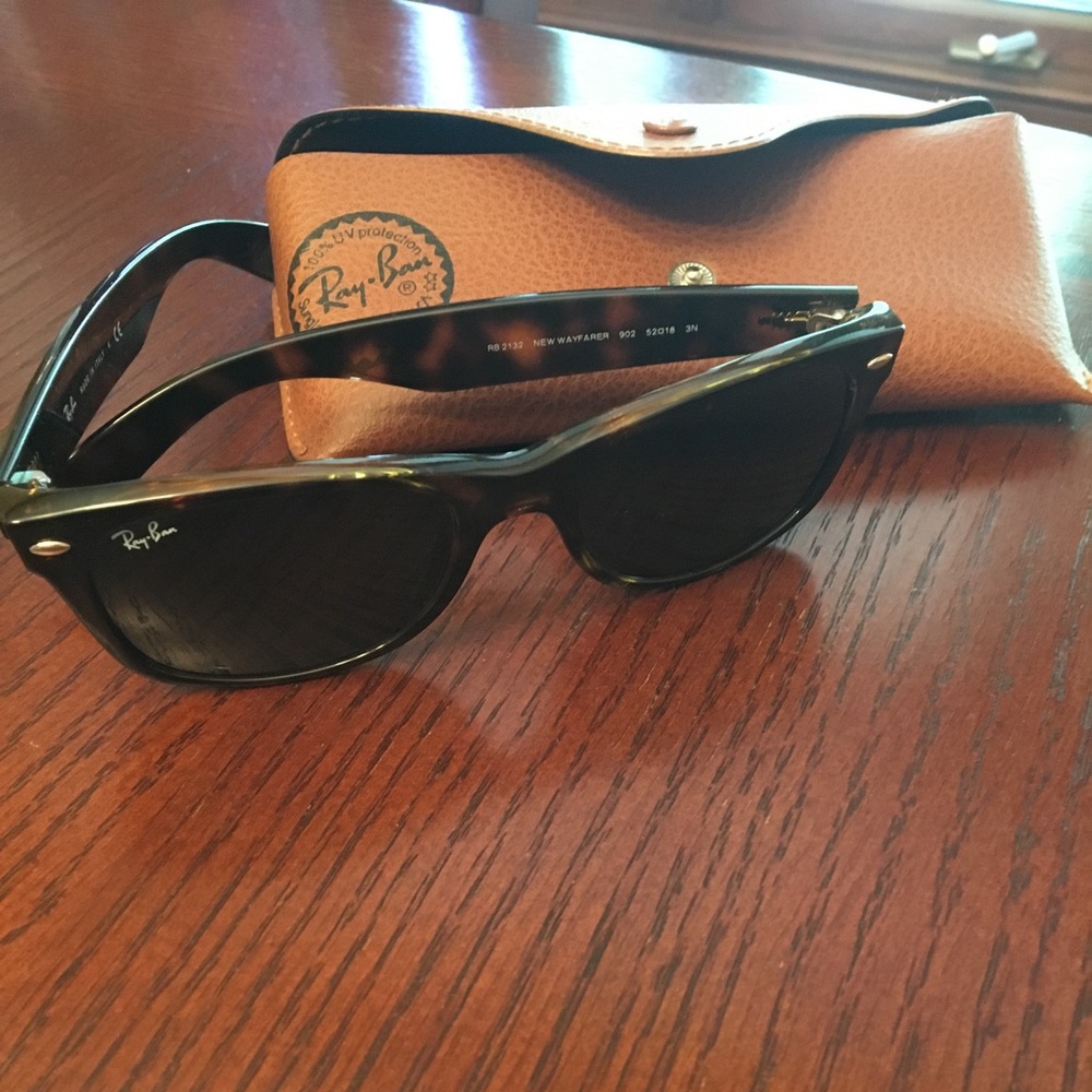 Ray Ban Wayfarer Sunglasses
