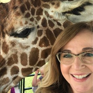 Meet your Posher, Melissa