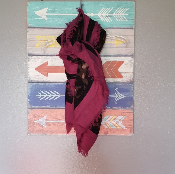 《Coach》NEW COACH SCARF•Maroon - Picture 1 of 5