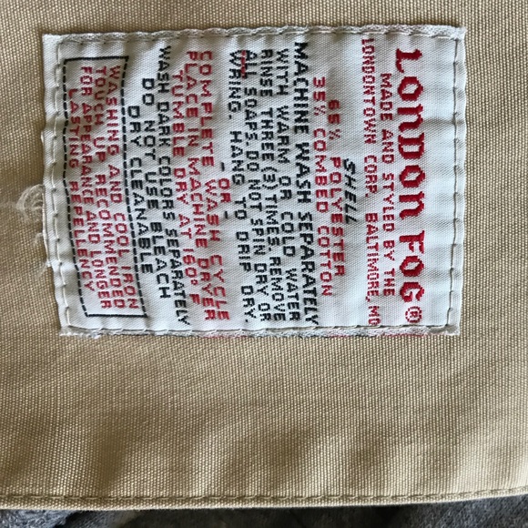 LOndon Fog Vintage Rain Coat - Picture 4 of 4