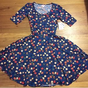 NWT LuLaRoe Nicole dress