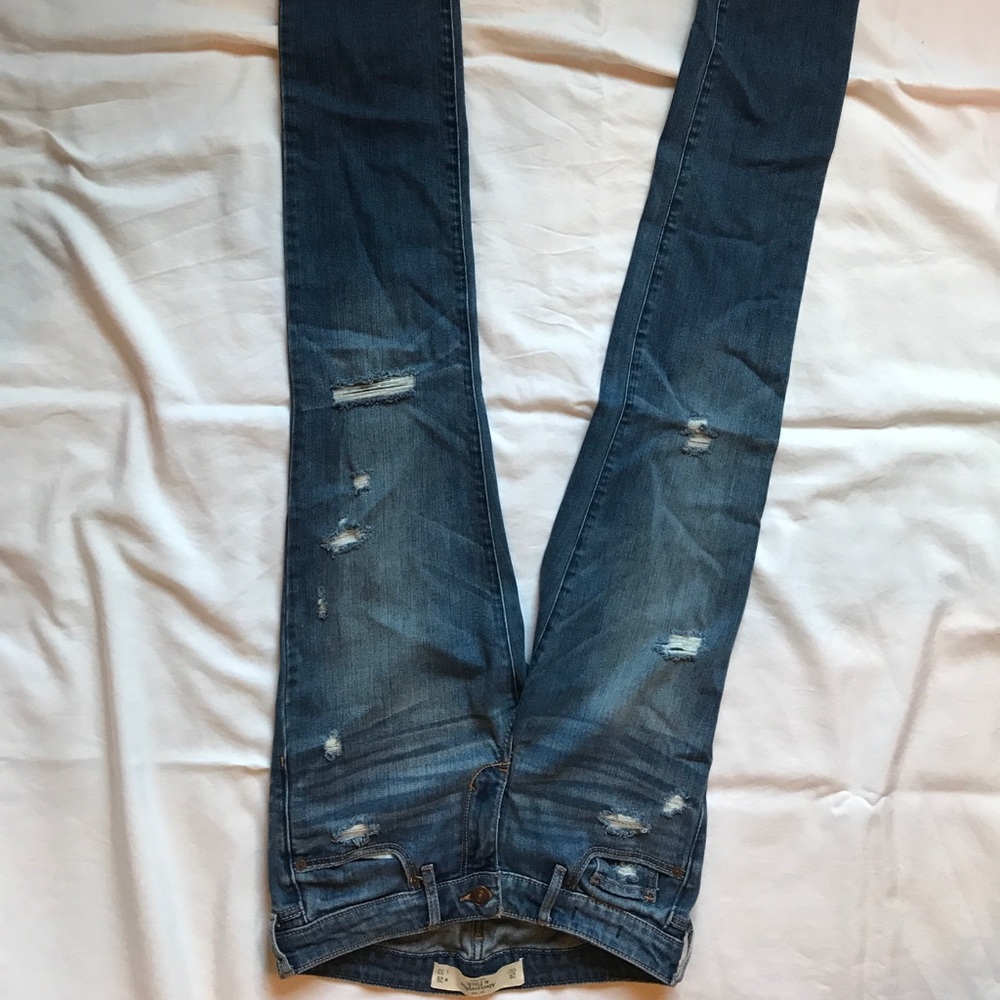 A&F Jeans - Picture 2 of 4