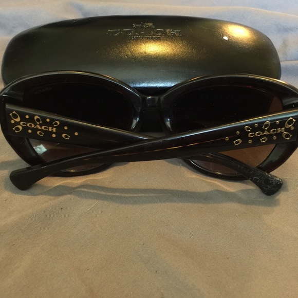 Coach sunglasses - Picture 2 of 5