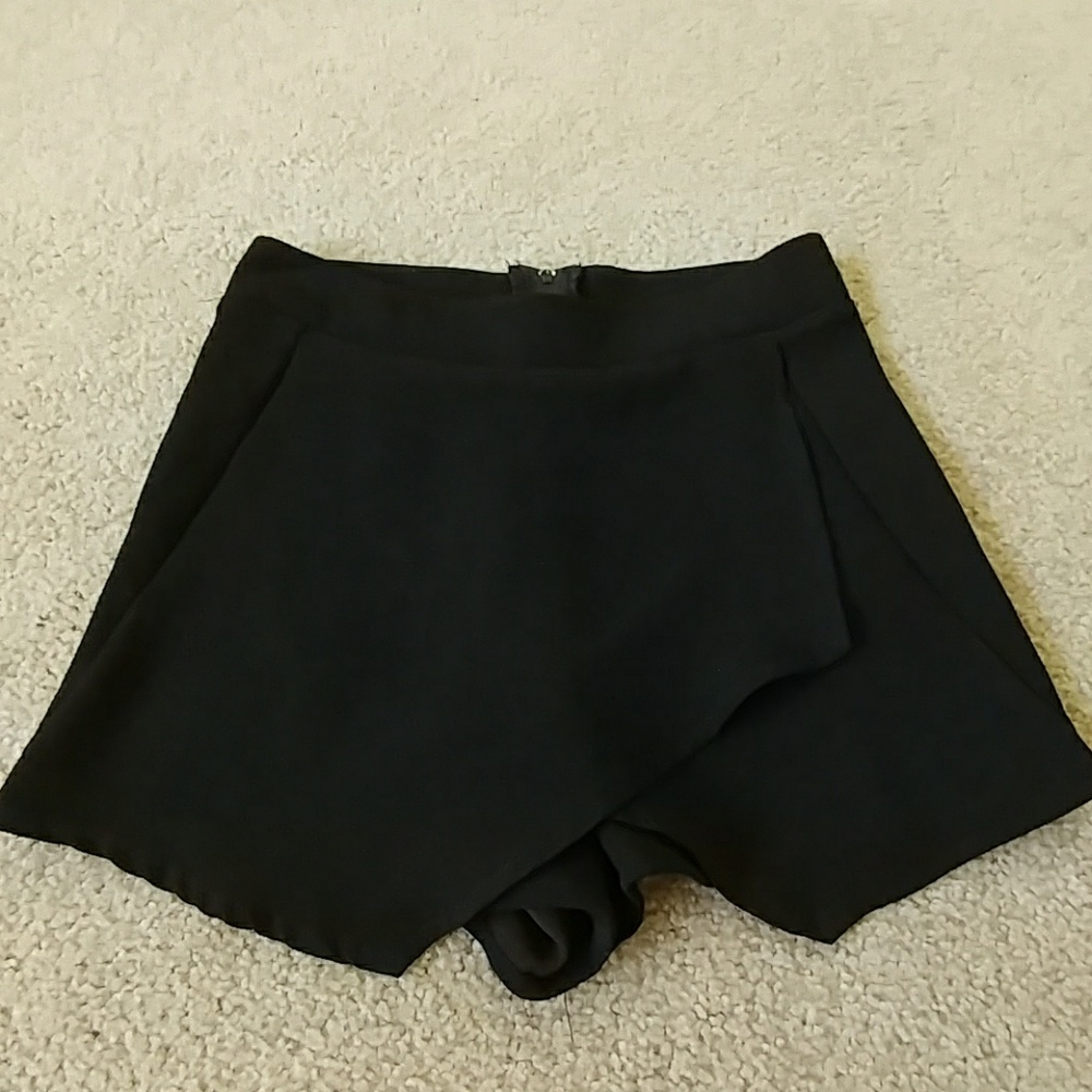 Skort