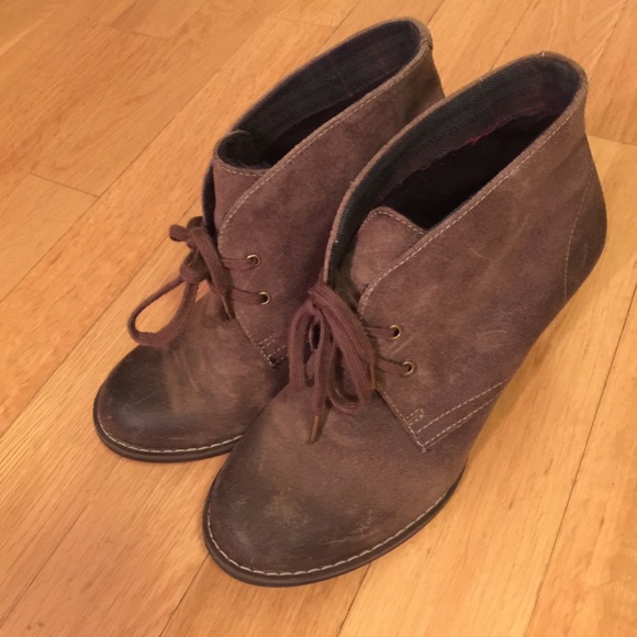 Indigo Clarks brown lace up booties - Picture 2 of 5