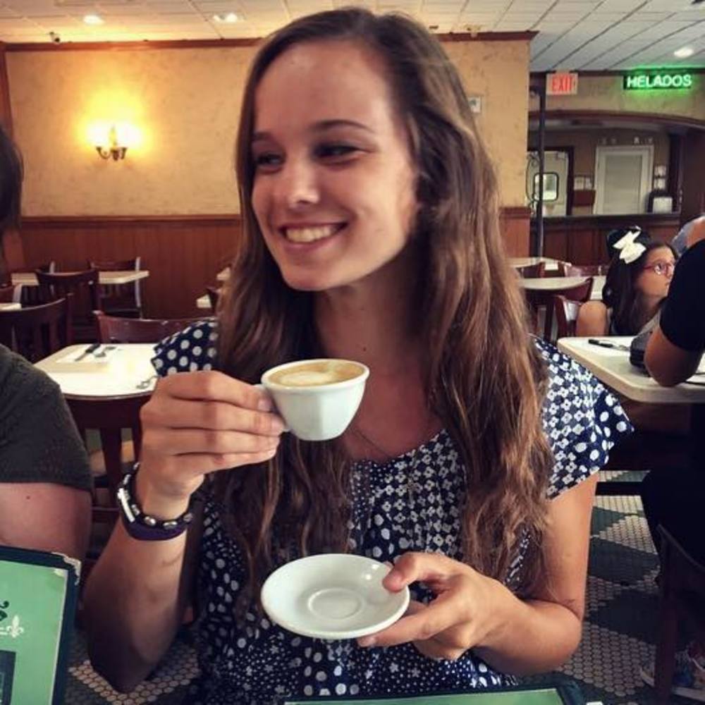 Meet your Posher, Monica