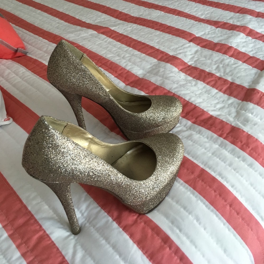 Gold glitter platform heels