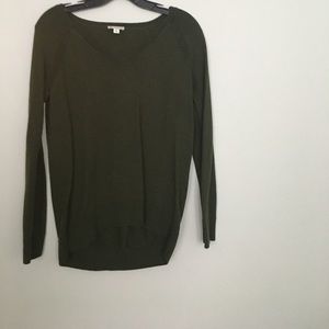 Gap pullover v-neck sweater