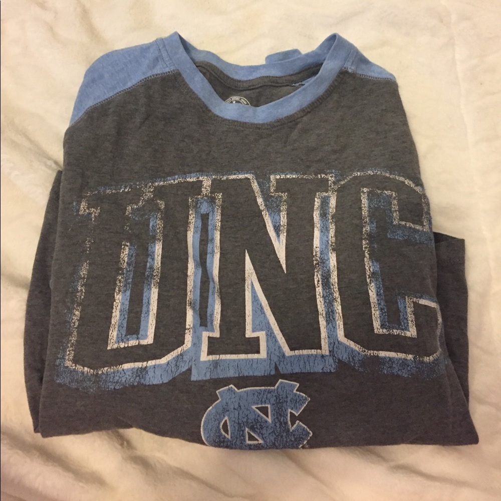 UNC shirt