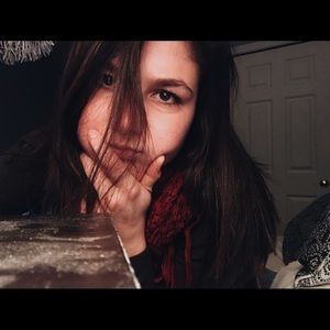 Meet your Posher, Molly