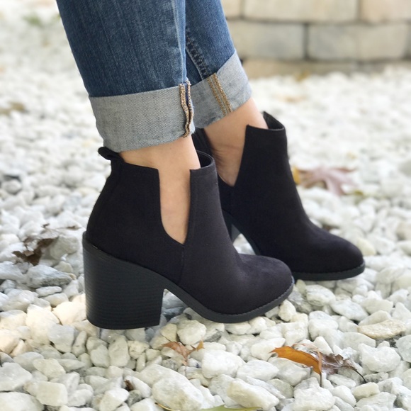 The NEW Boutique Shoes - Black Side Cut Booties