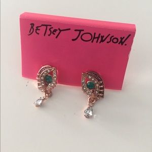 NWT BETSEY JOHNSON eye earrings NWT BETSEY JOHNSON eye earrings